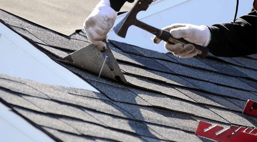 Professional gutter cleaning in Shadyside, OH